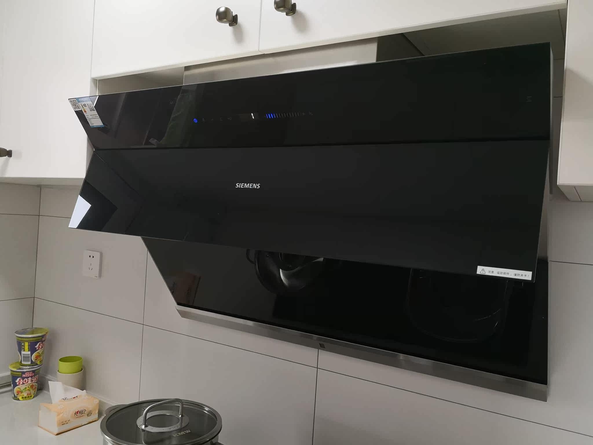 特价西门子烟机_siemens/西门子 ls68fk960w 家用侧吸式触控式吸油