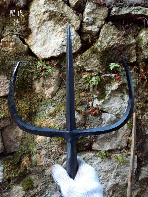 三股叉 一体锻打可拆卸 牛角叉 南方大扒 武术奇门兵器收藏工艺品