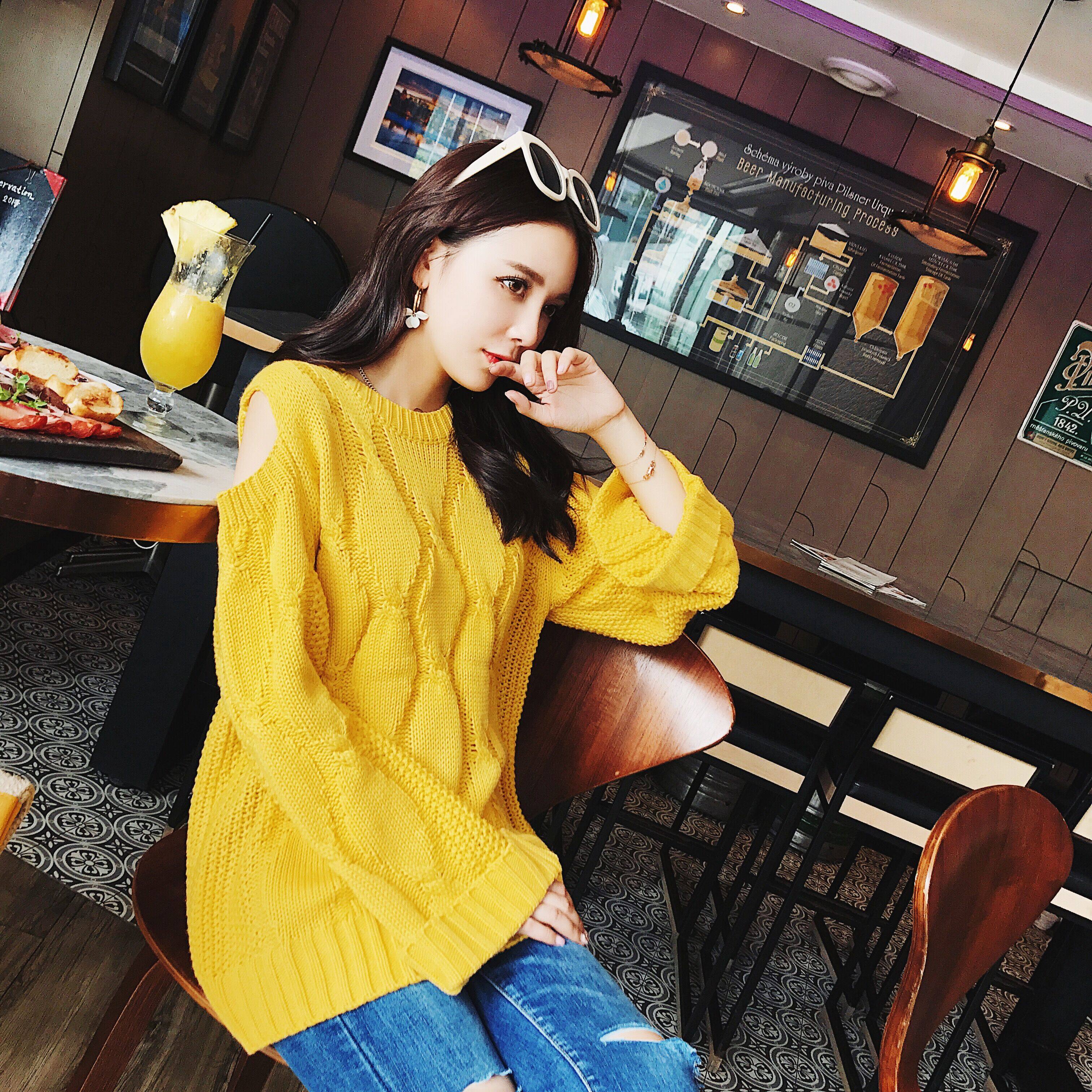 2017秋季韩版纯色圆领露肩原宿毛衣女学生套头宽松显瘦针织外套潮