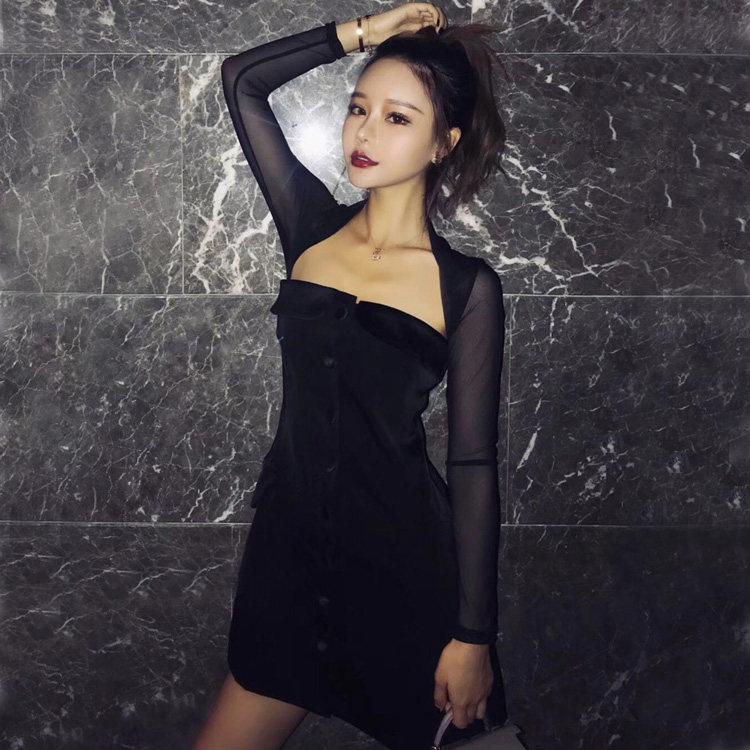 特价抹胸裙子_新款性感透视网纱袖拼接抹胸一字领单排扣高腰冷淡风