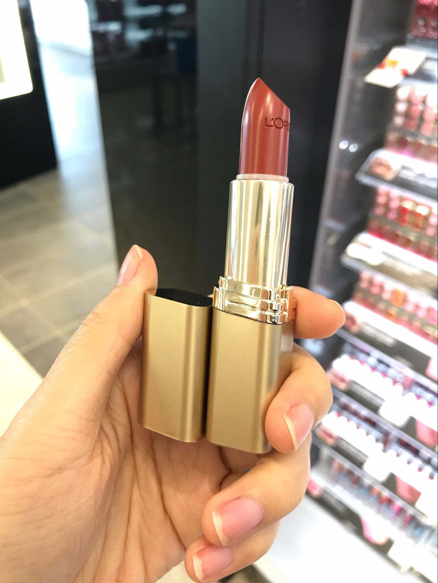 现货 欧莱雅金管唇膏口红839 cinnamon toast  762 divine wine