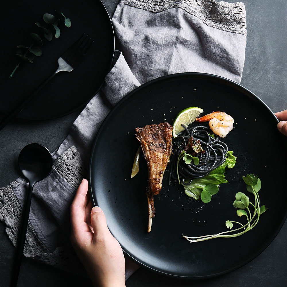 半房欧式陶瓷西餐盘意面牛排盘超大雅黑早餐摆