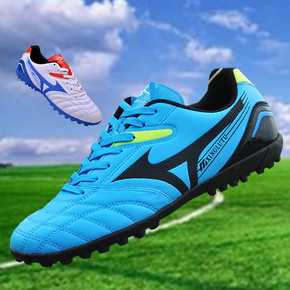 足球鞋小了磨后跟