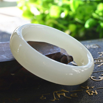 天然阿富汗乳白色玉镯大号女士玉镯子天然玉石手镯特价送礼