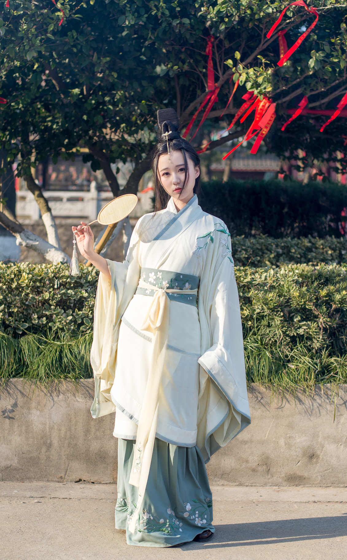 杜若双绕曲裾襦裙正规传统汉服日常礼服刺绣花中裙秋冬装女优惠券