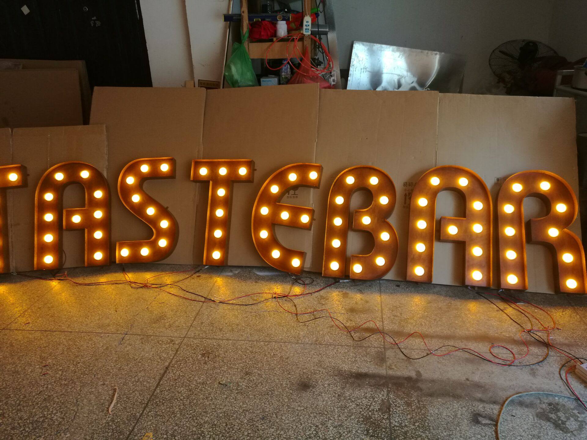 一折发光字led灯 灯泡字