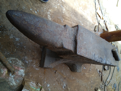 老铁匠铺大铁墩子老铁砧子打铁工具羊角砧老式民国铁墩子民俗古董