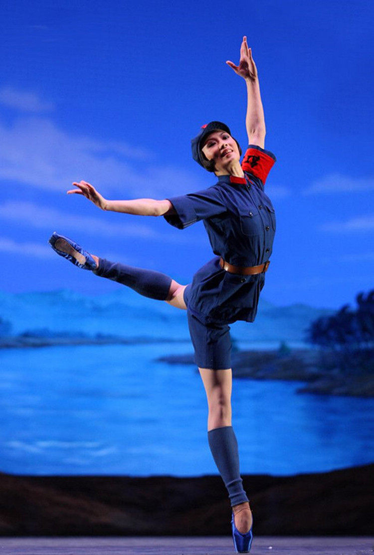 红军演出服男女红色娘子军幼儿闪闪红星儿童成人套芳华同款军绿蓝