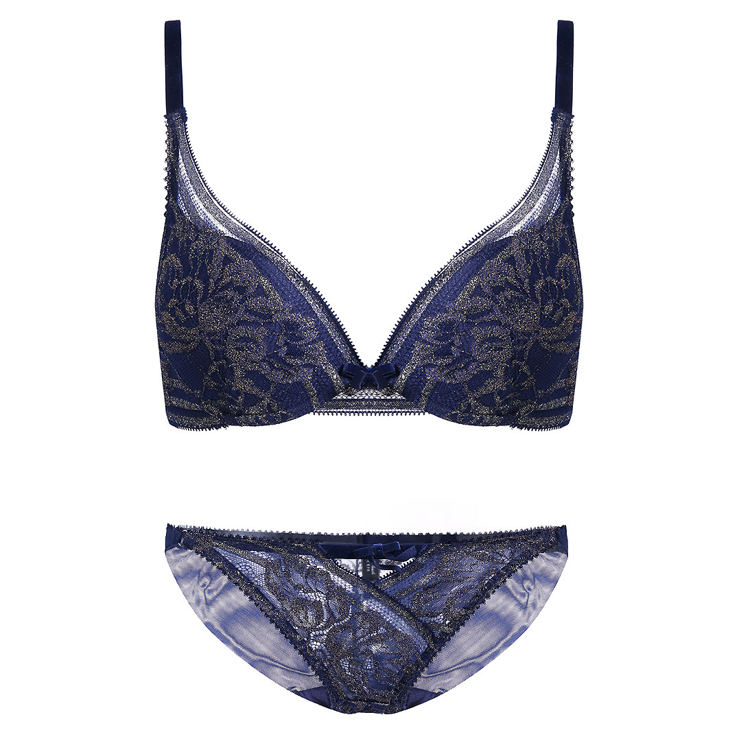 过了30岁,学会扔掉这5件衣服