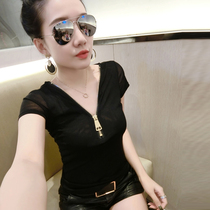 2019新款夏季女上衣紧身显瘦性感网纱小衫拉链低领洋气时尚蕾丝衫