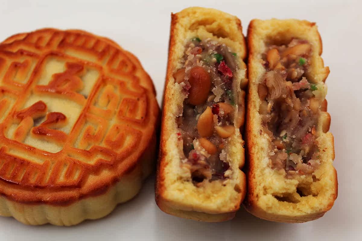 五仁月饼 10个_东北老式五仁月饼豆沙枣泥黑芝麻纯手工月饼2斤一份10