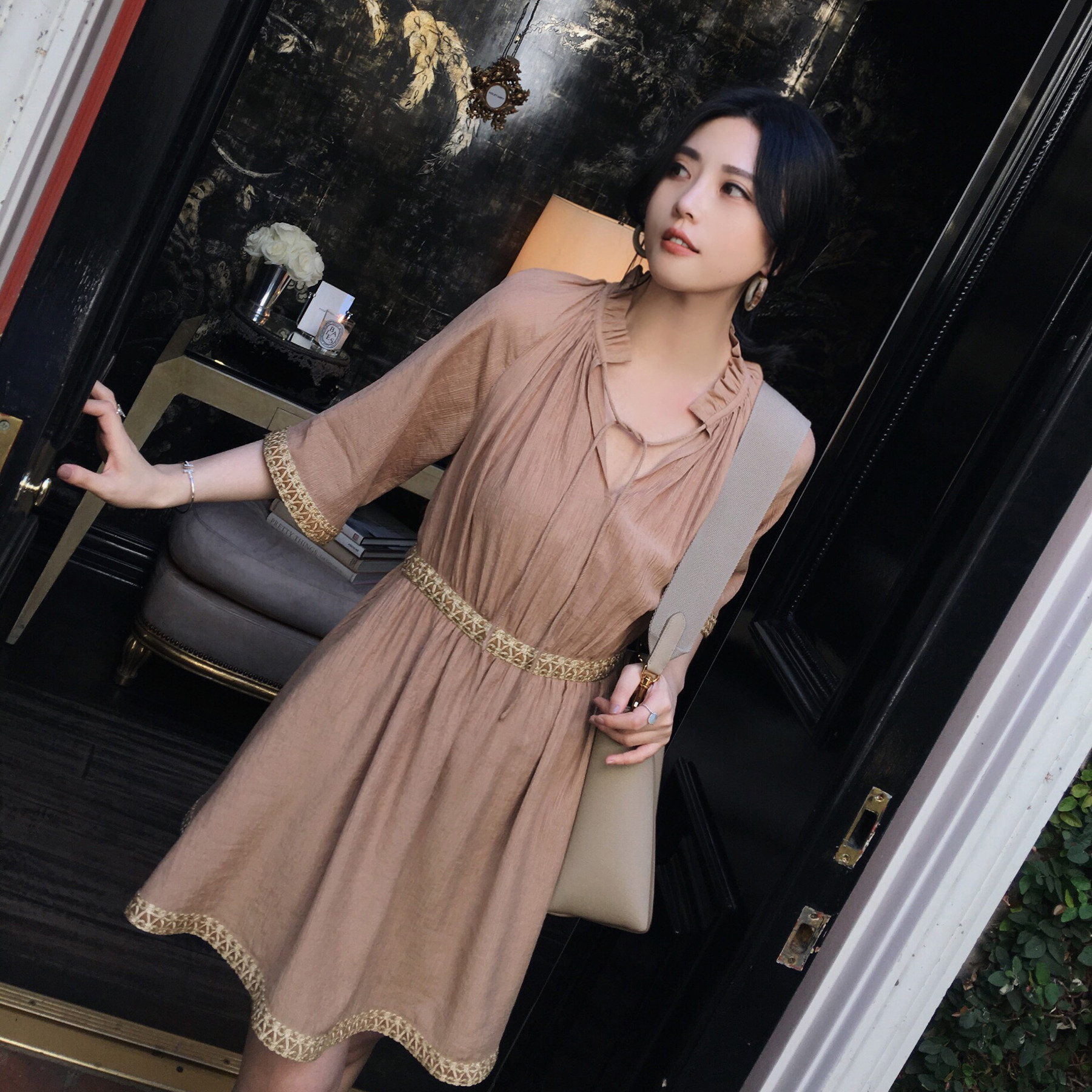 爱美又爱买的漂亮女人,是不会错过连衣裙