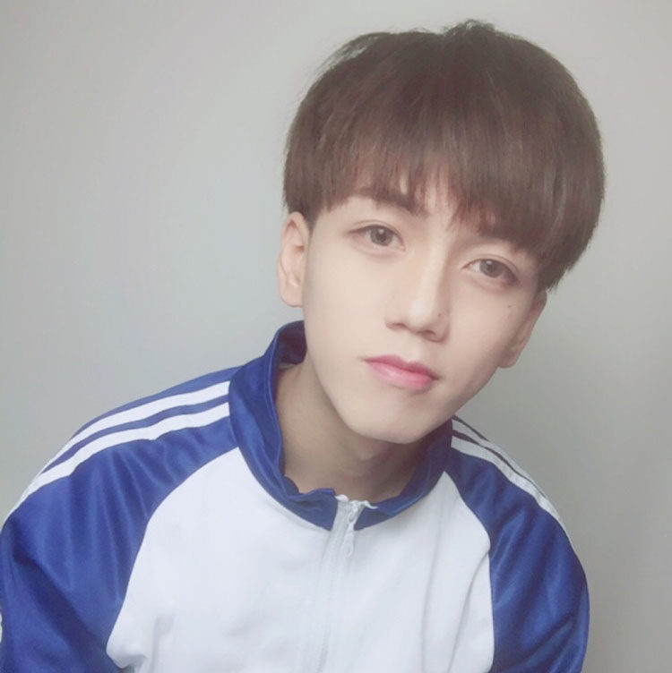 学生男假发短发韩版帅气逼真短直发型男士碎发蓬松自然黑色平头套