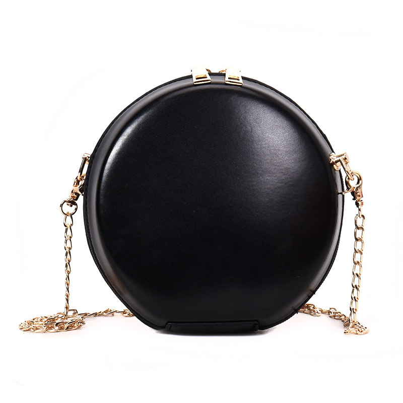 可爱圆包萌趣上线诠释时尚