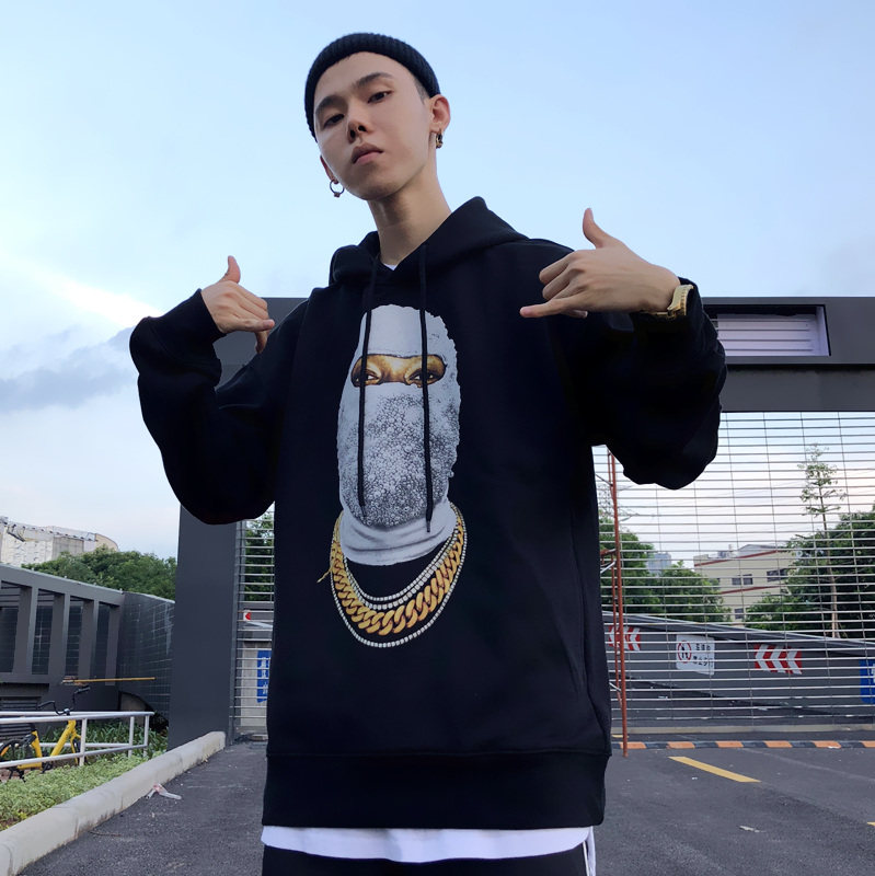 吴亦凡同款衣服_中国新说唱金链蒙面人怪奇物语头像印花连帽套头卫衣