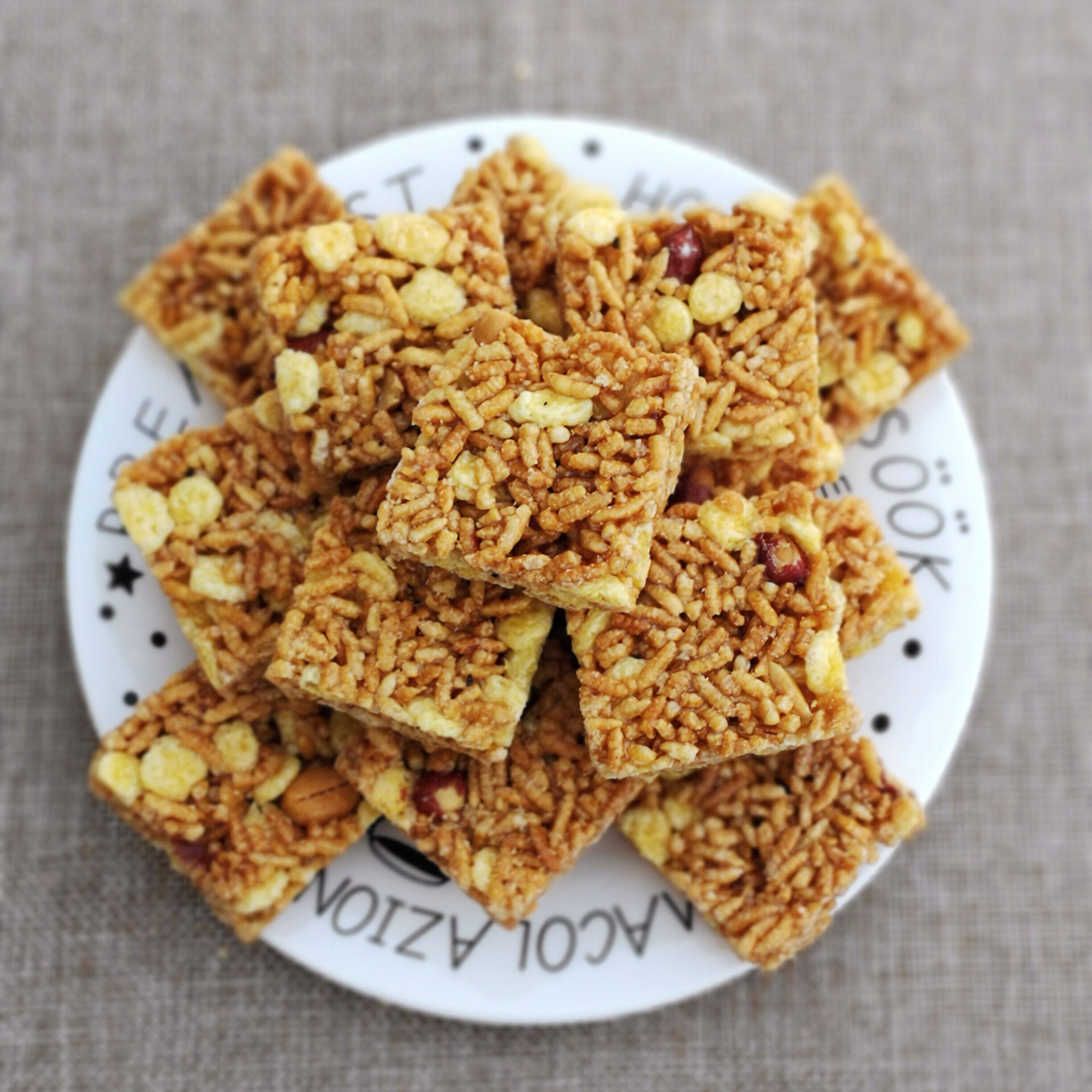 热销芝麻花生酥 传统