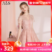 痘痘会传染吗? 脸上起了个痘 冒白尖了 怕留印就没挤出来 洗脸的时...