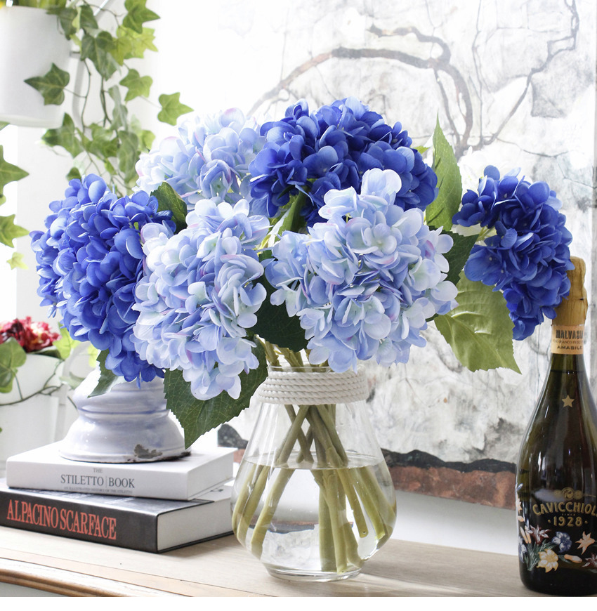 蓝色绣球花大额优惠券