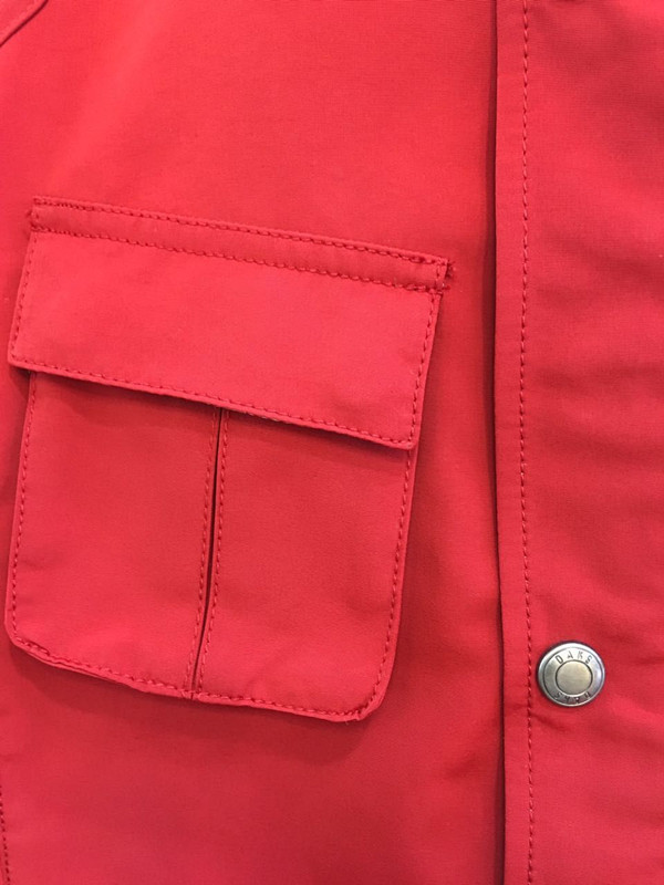 保真2017秋冬新款韩国高端品牌童装纯色工装款黑红二色外套