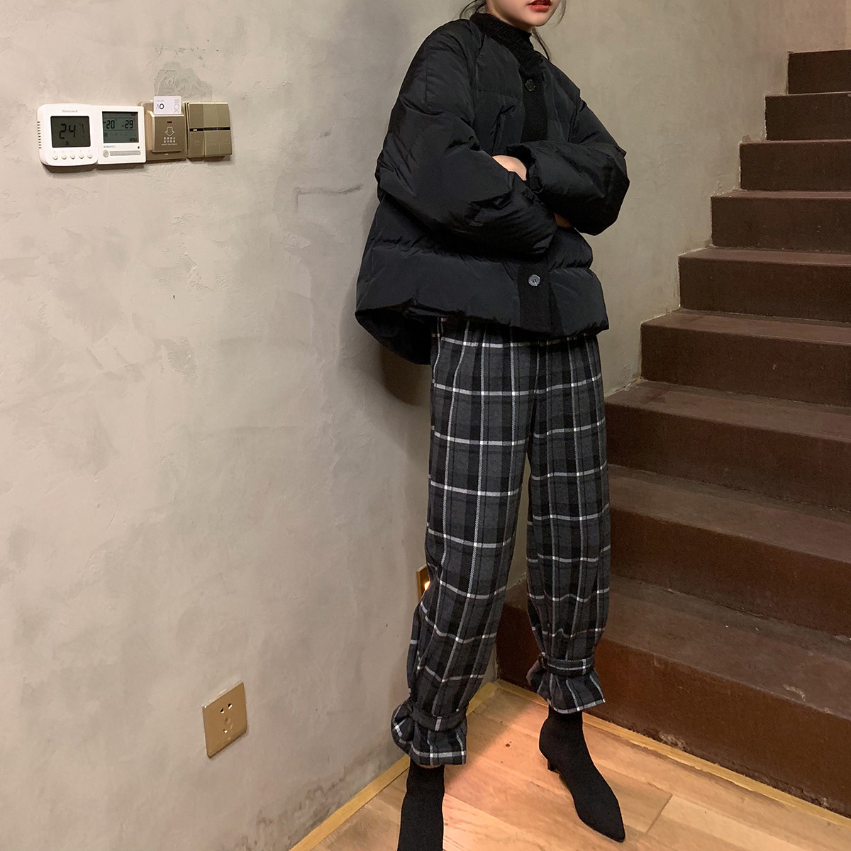 束脚裤女
