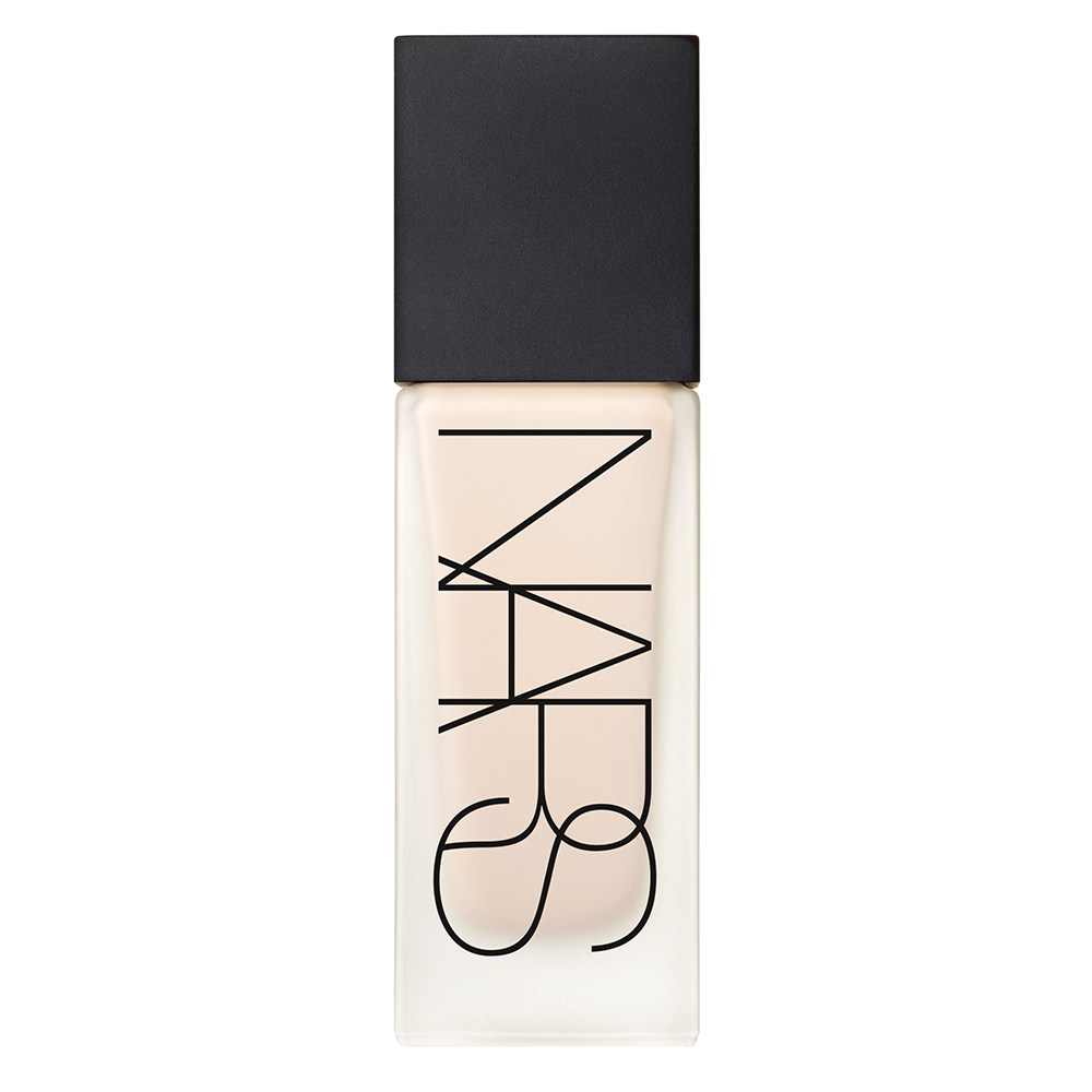 nars/纳斯透亮无重轻盈粉底液