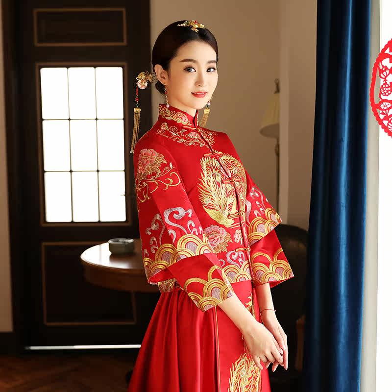 中式婚礼礼服_2017秋冬复古秀禾服中式结婚礼服长袖敬酒服龙凤褂喜褂