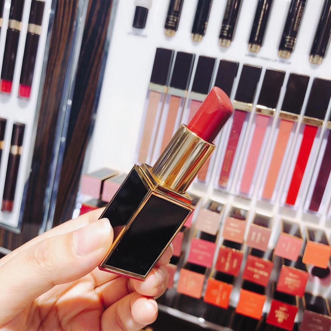 tom ford黑管09_momo 现货 tom ford tf口红唇膏黑管 09 10 15 16 白