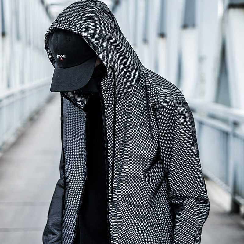 一折反光衣服男 潮流_小彬国潮春秋新款夜行衣男宽松连帽冲锋衣潮流