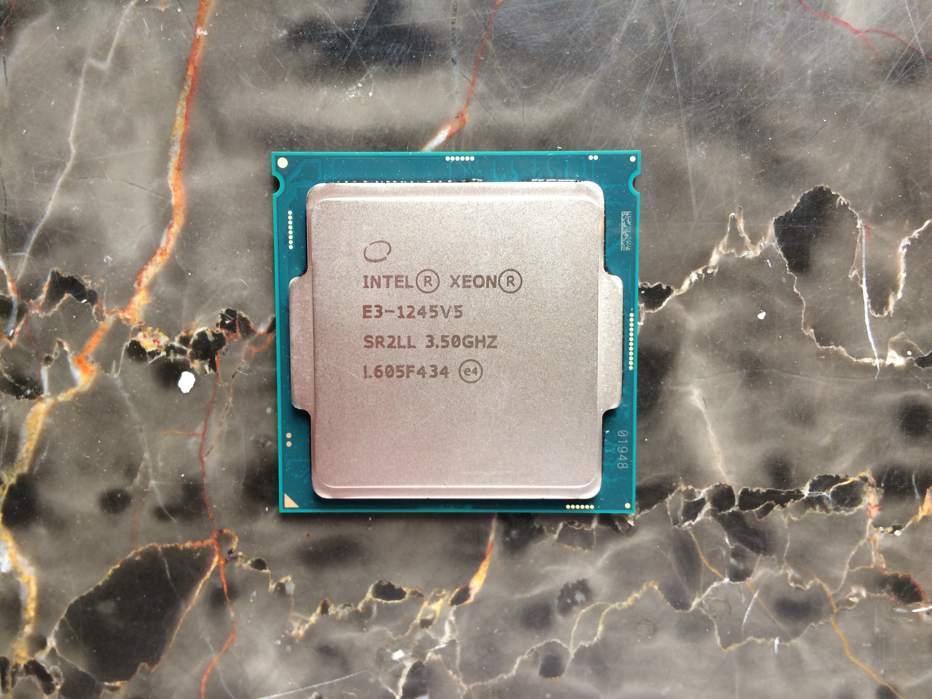 intel/英特尔 至强 e3-1245 v5 cpu 散片 主频3.5ghz 全新正式版