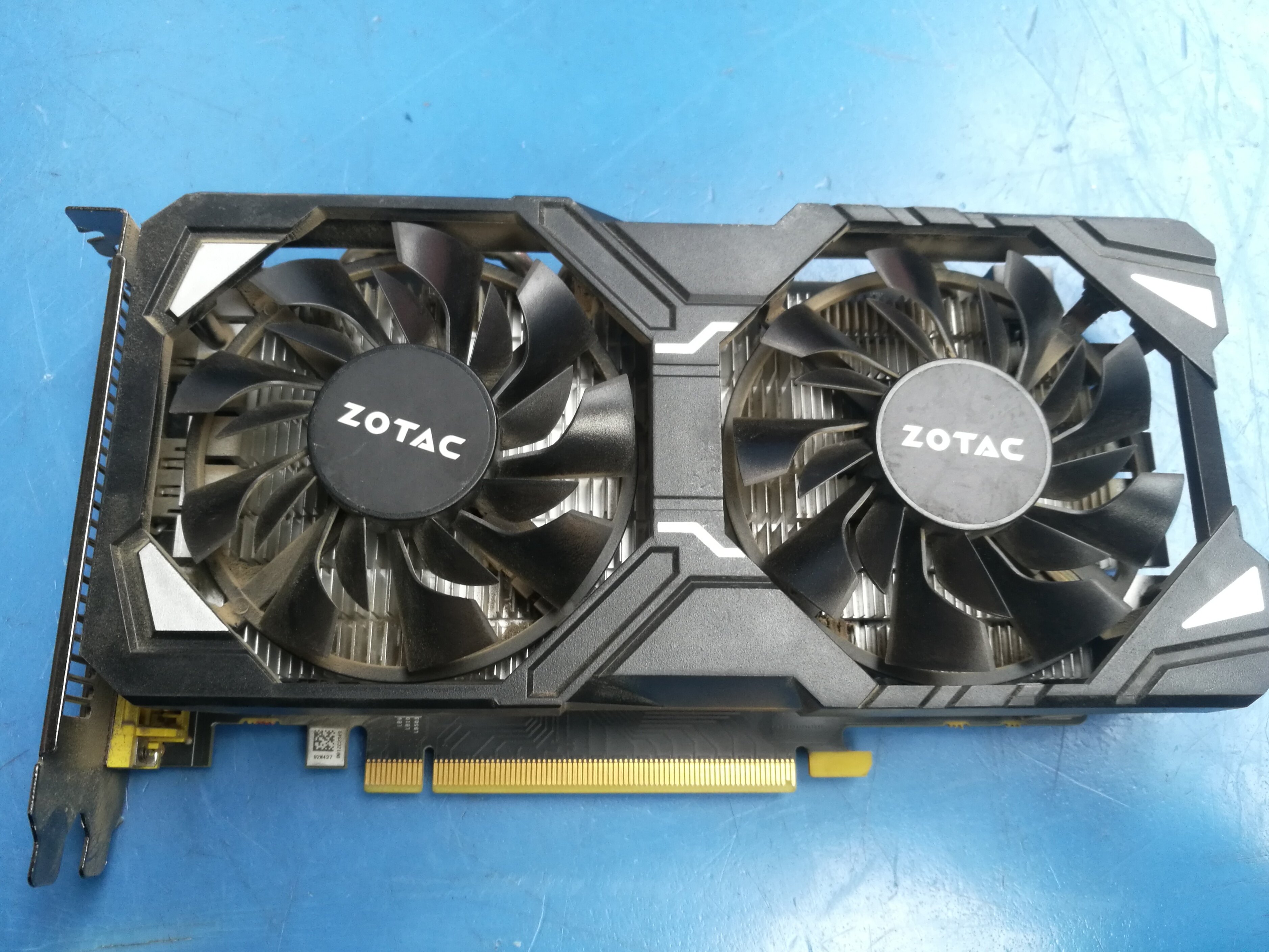 索泰(zotac)gtx1060至尊plus oc显卡自营/台式机游戏吃鸡独立显卡6gd5