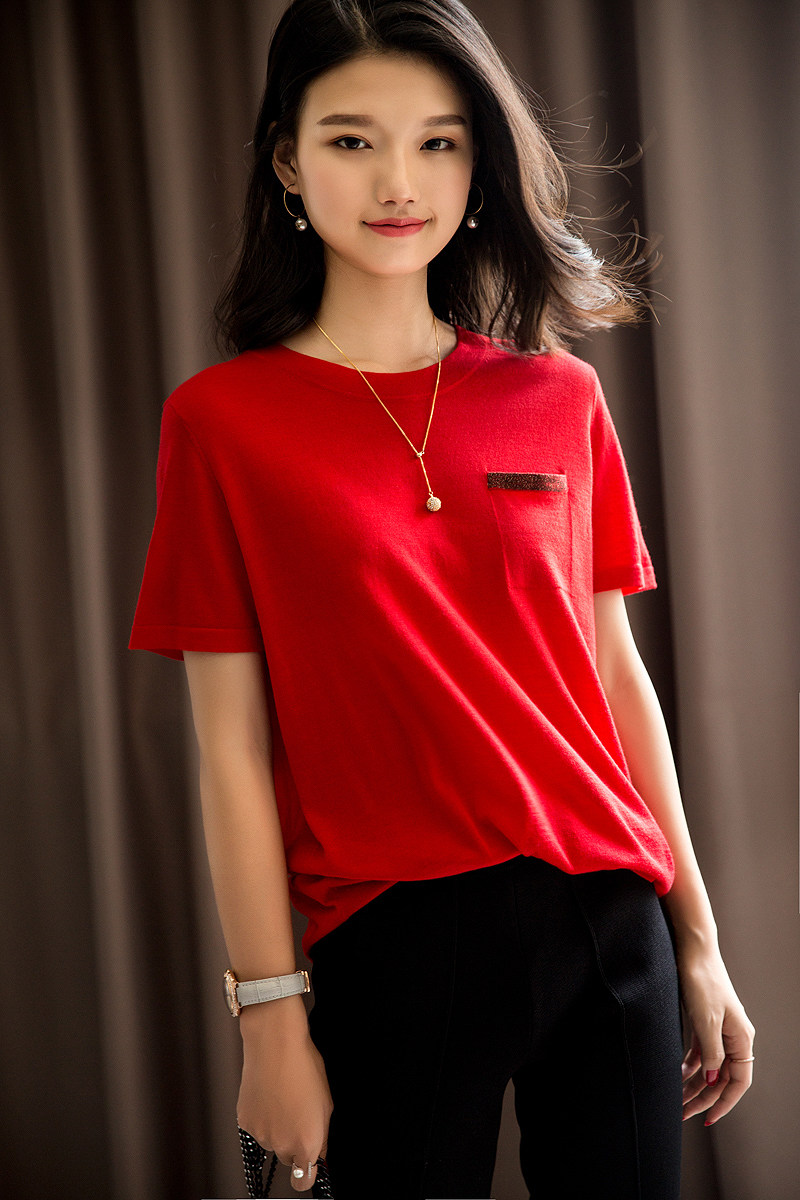 60支精纺羊毛 上身每个色都好看 口袋点缀短袖针织衫 夏天