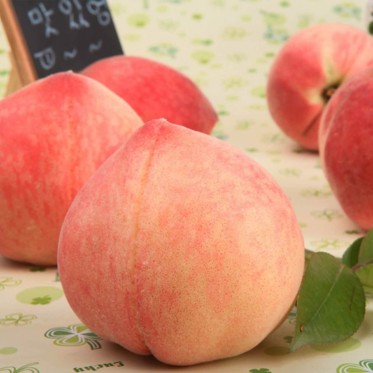 桃子水果新鲜 5斤包邮 当今水果 现摘现发 陕西