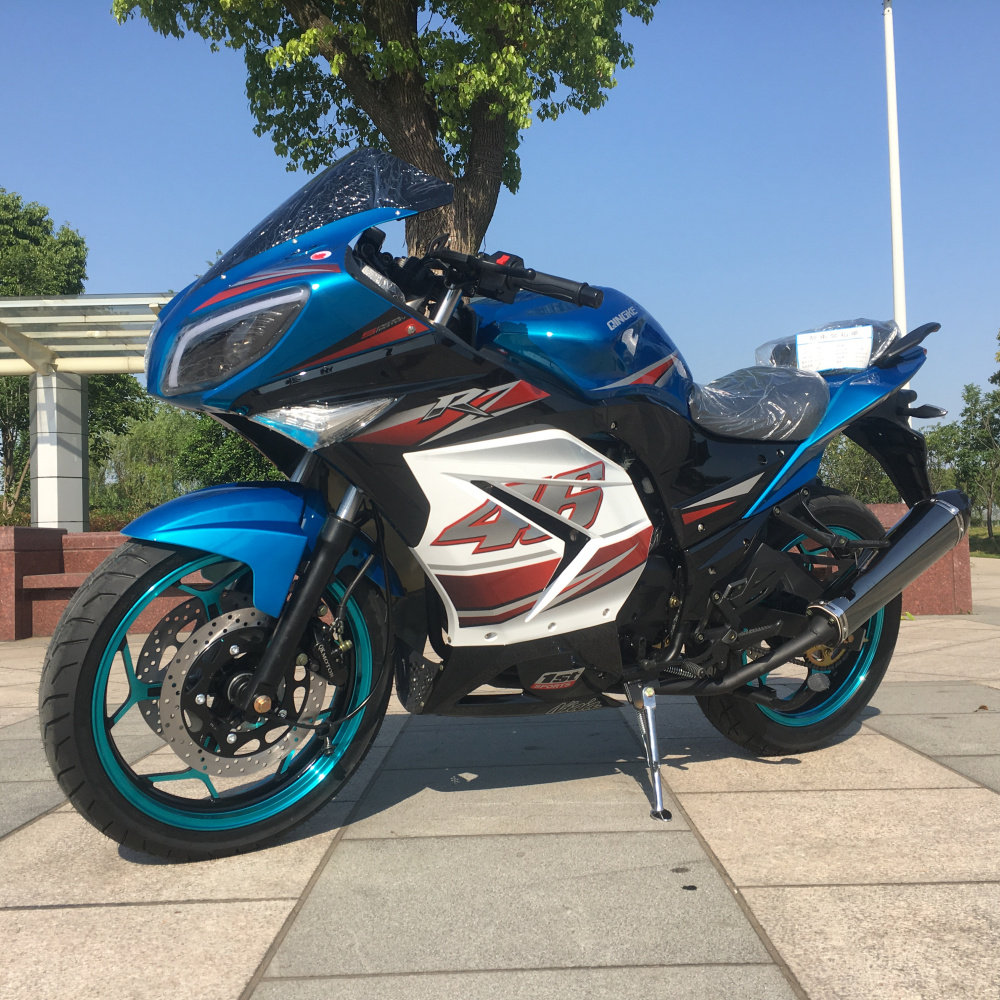 跑车r9摩托车跑车地平线特技车大排量重机车r9公路趴赛摩托车优惠券