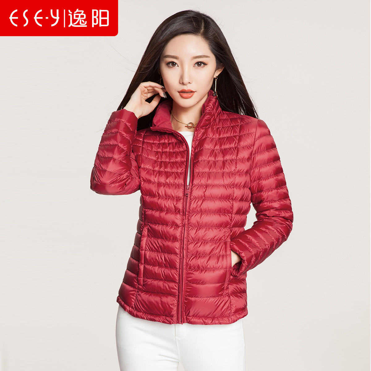 2017年新款女装外套冬_逸阳女装2017年冬季新款羽绒服女士短款超轻薄