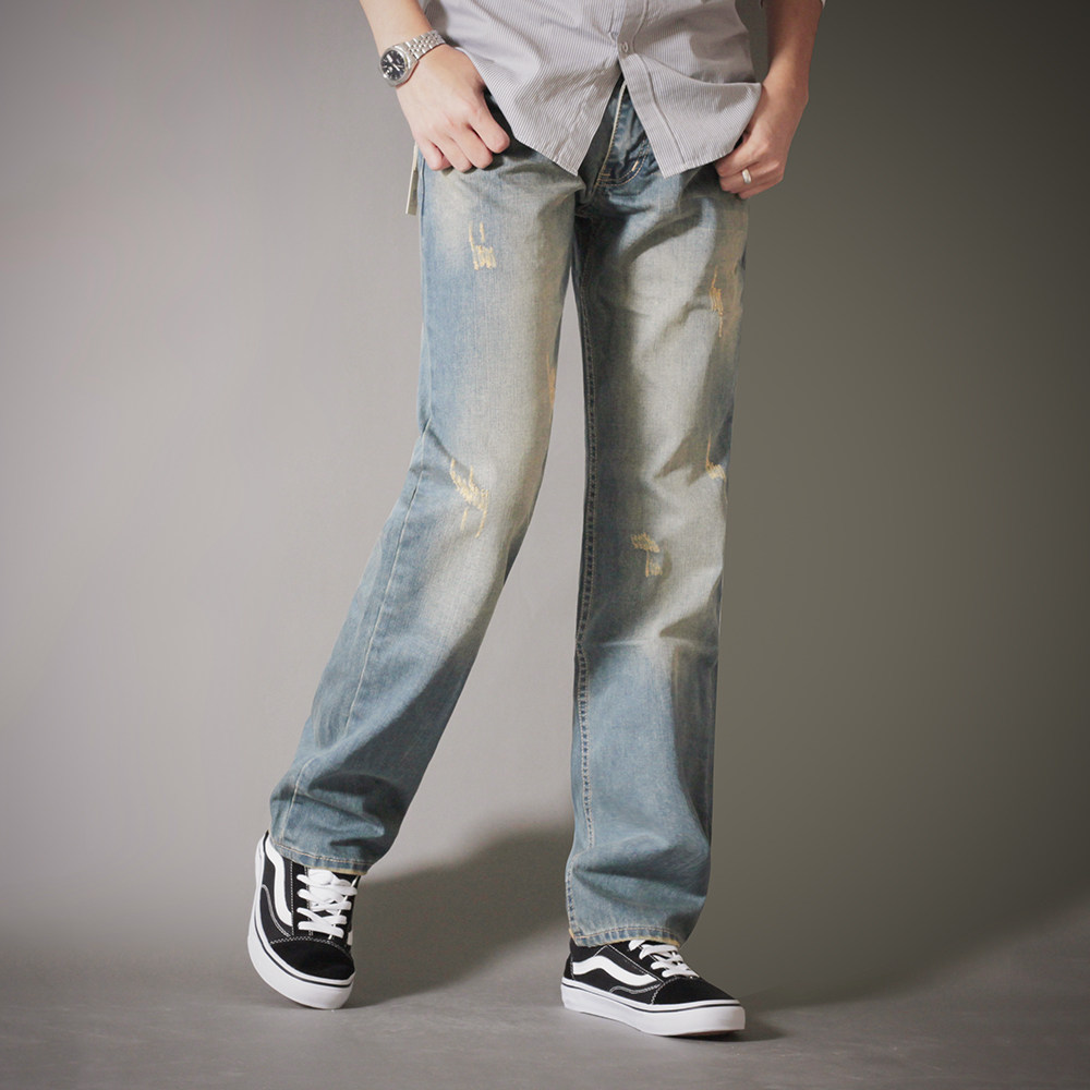 男牛仔裤天蓝色_牛仔裤男复古宽松直筒做旧休闲韩版男士浅色猫须百搭