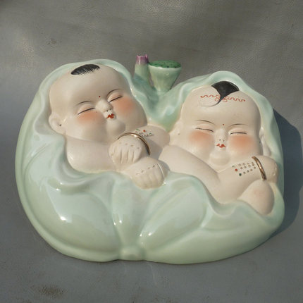 石湾公仔 莲生贵子 陶瓷结婚礼物 实用 装饰品摆设办公桌书房摆件_7折