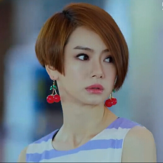 一折耳环 饰品 无耳洞_爱情回来了戚薇同款耳环 甜美红樱桃镶钻耳钩夹