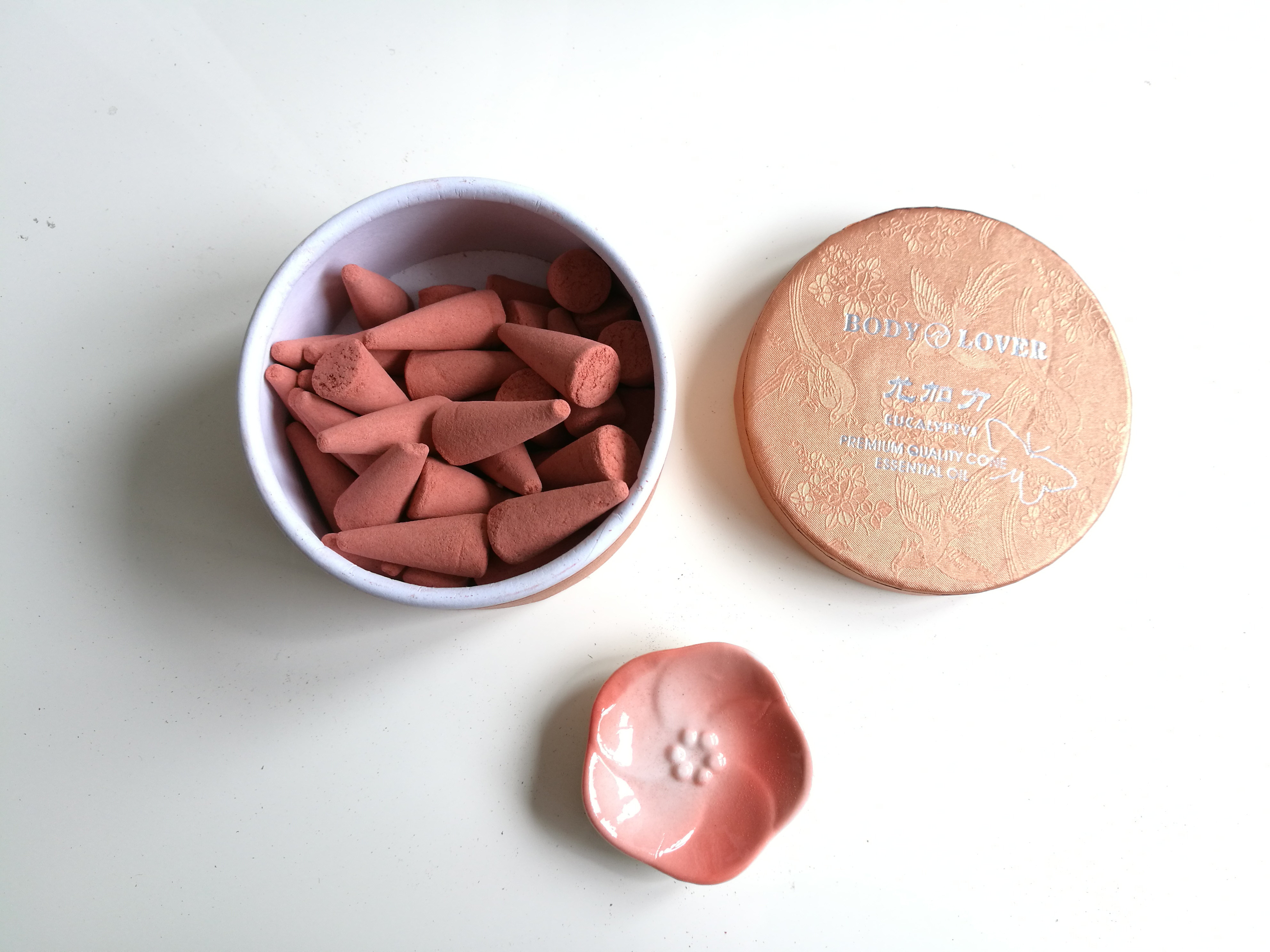 香薰盒装_盒装澳洲纯品熏香锥香熏固体点香薰塔香 尤加利塔香优惠券