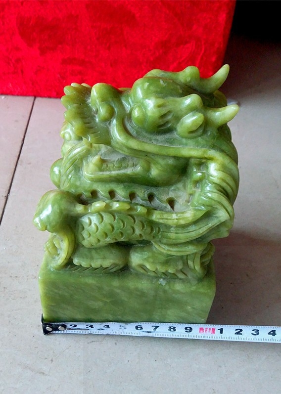 天然玉石摆件蓝田玉大印章 精工龙头玉玺 风水器物居家陈列品