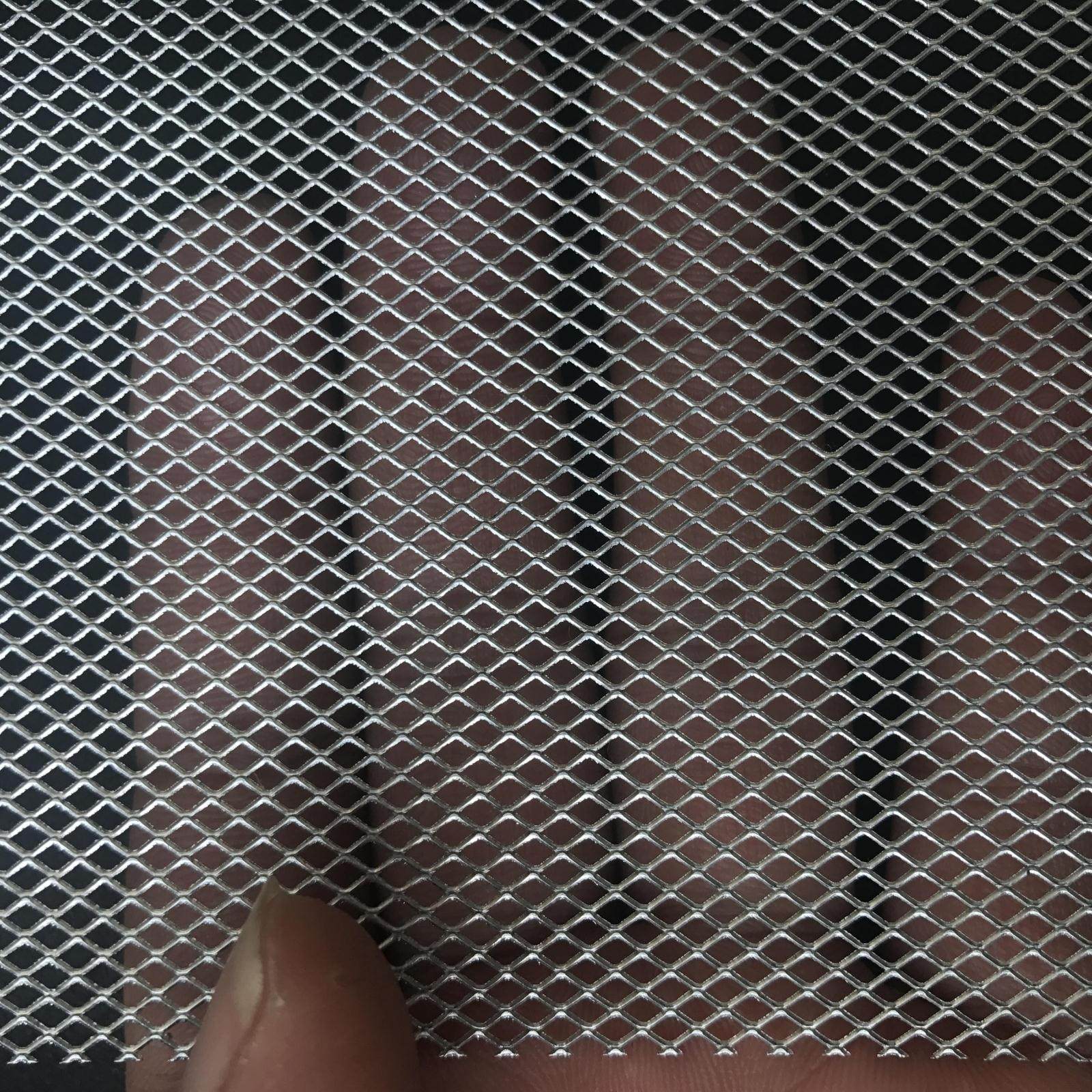 钢板网_滤芯网音箱金属丝网镀锌小钢板网菱形网通风筛网2*3防鼠铁丝网
