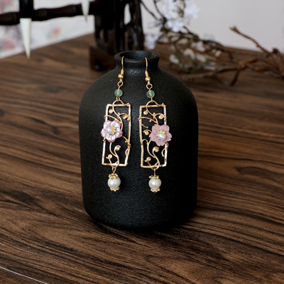 手工古风耳环天然粉贝珍珠华丽耳坠汉服发饰民族风悦己容【绮窗】