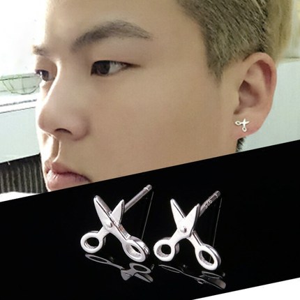 男士新品潮牌个性钛钢耳环鼻环韩版情侣尖锥形创意黑耳钉耳扣耳饰_7折