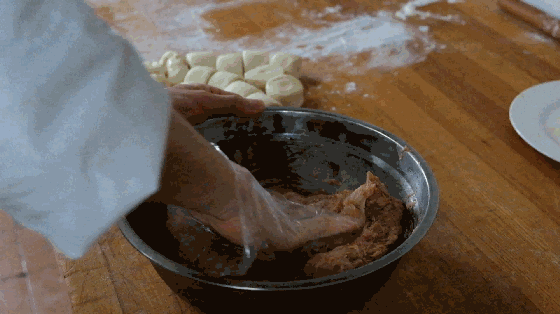 杭州榨菜鲜肉月饼,纯手工烤制,不好吃来打我!