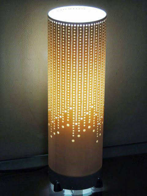 卖的逊色哦屏风隔断pvc管做的隔断非常具有现代艺术气息还能起到隔断