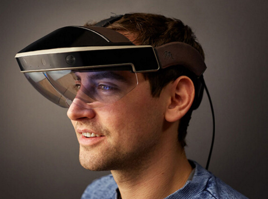 买不起hololens,这款vr眼镜也不错