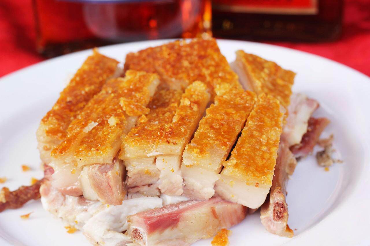 均安蒸猪  均安除了蒸猪之外,其实烧猪也是名声在外.