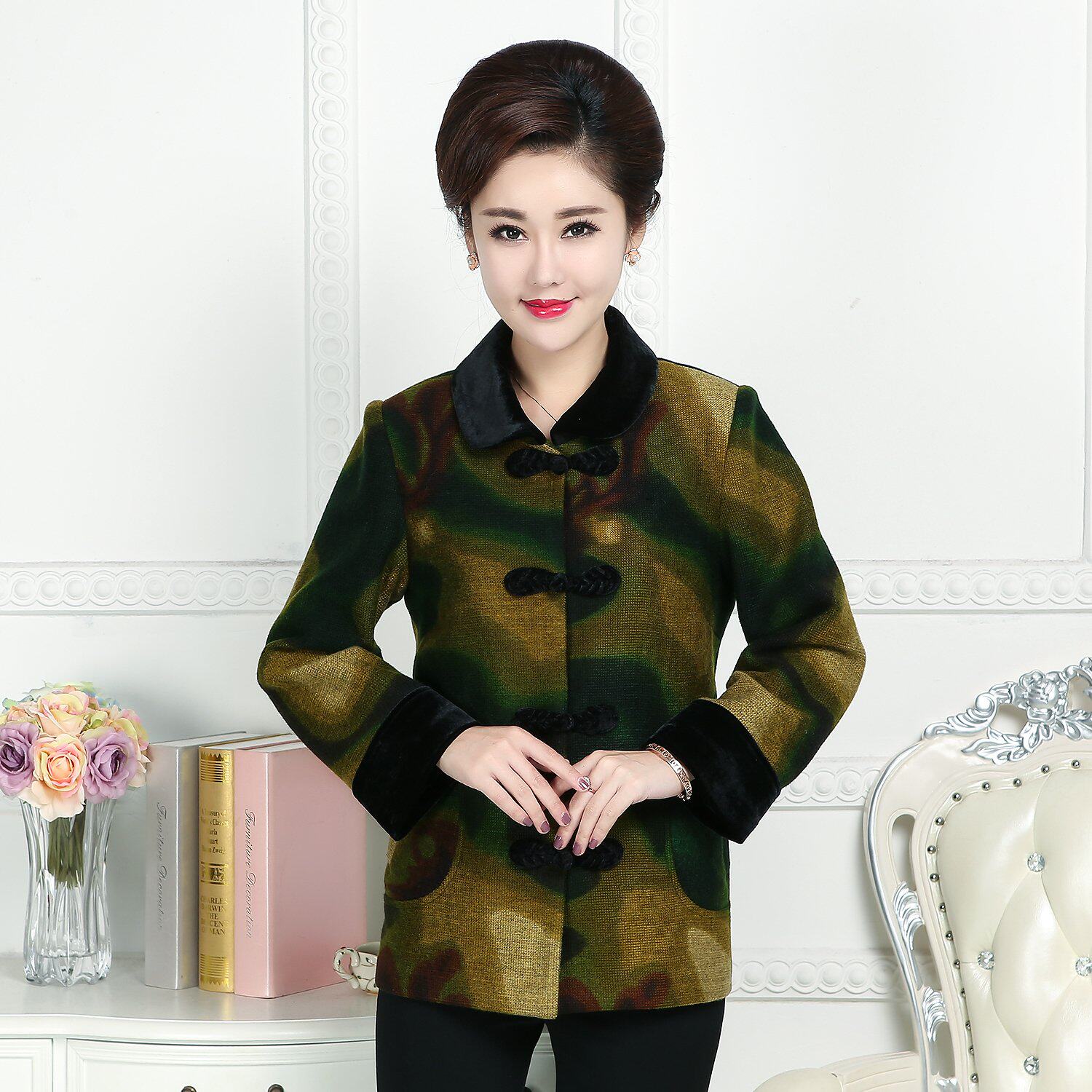 中年女性穿对了冬款外套,苗条显年轻又端庄 –