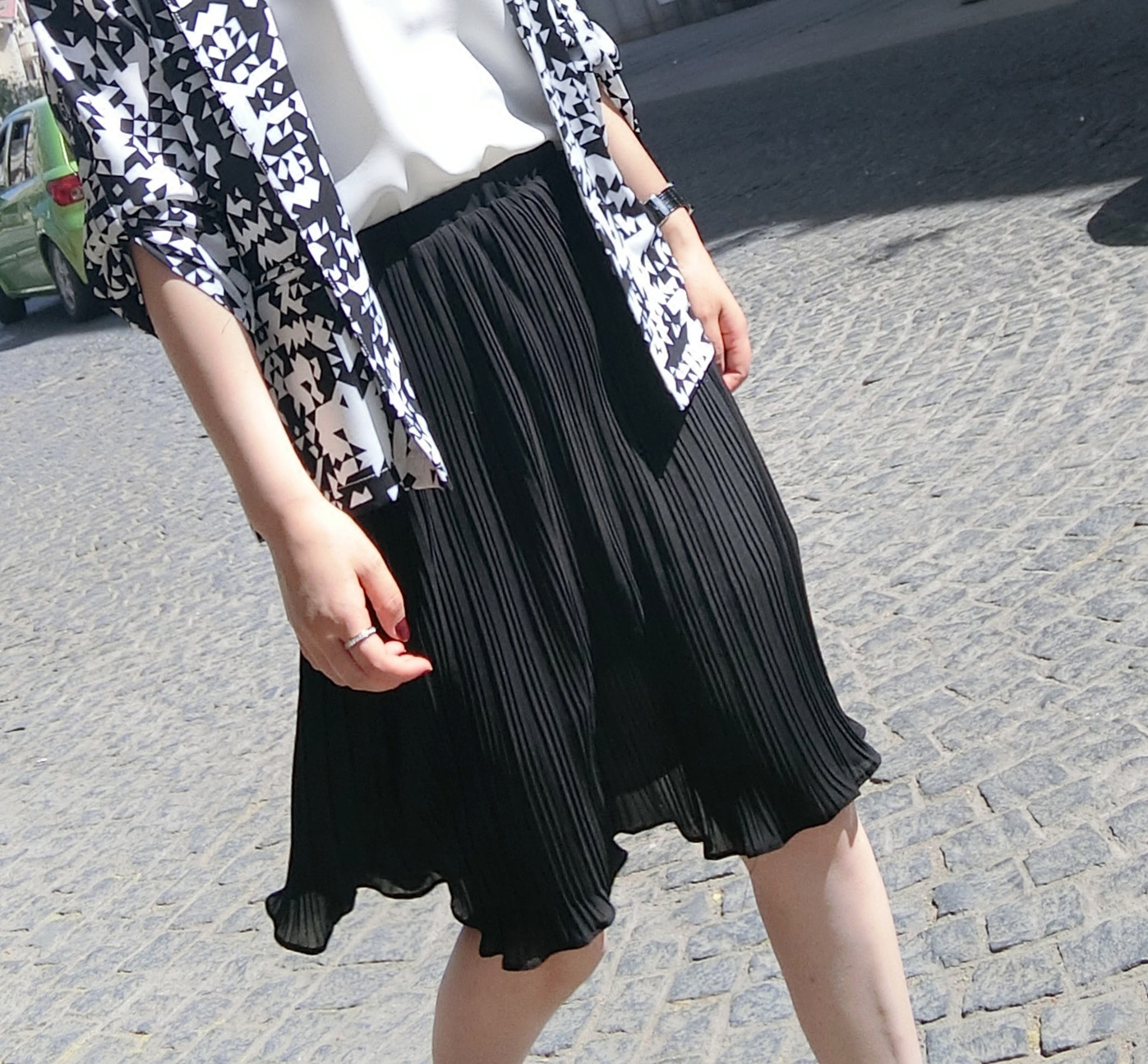 减肥的路太难走,还是来研究显瘦穿搭吧!_高跟