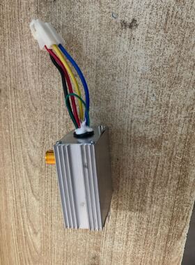 12V500W旋钮调速器 施肥控制器 撒肥调速开关 直流电机调速 包邮