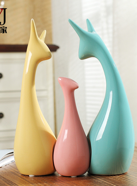 家居饰品陶瓷摆件三口之家鹿客厅电视柜工艺品装饰品摆设结婚礼物